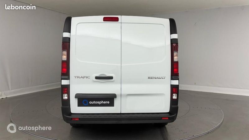 Renault Trafic Véhicule utilitaire ou Société L1H1 2T8 2.0 Blue dCi 130ch Confort E6E (image 6)