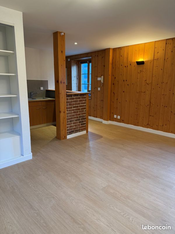 Appartement 2 pièces 53 m² · à Pontarlier · 53 m² · 690 €/mois