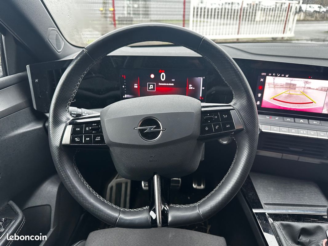 Opel astra 1.2 t 130 gs-line historique entretien complet / sieges chauffants / apple carplay / android auto (image 4)