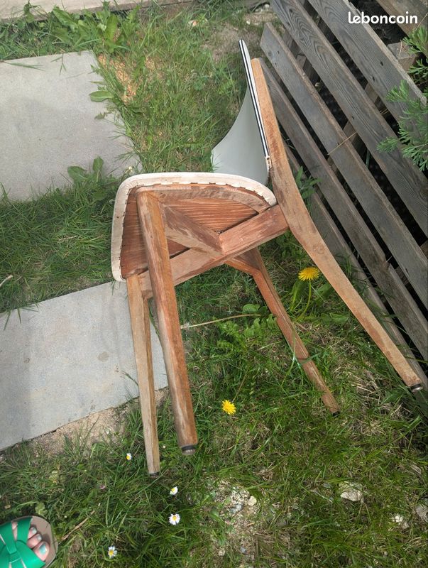 Chaise vintage années 60 (image 4)