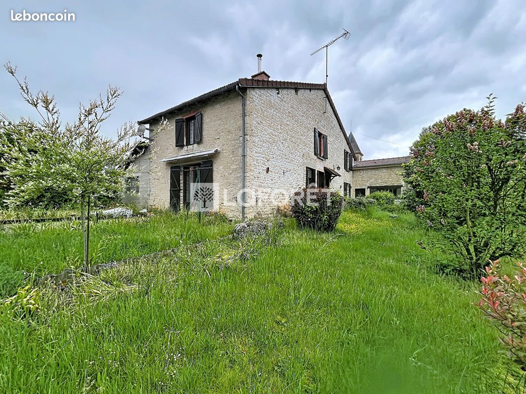 Maison 4 pièces 139 m² · à Vraincourt · 139 m² · 114 500 €