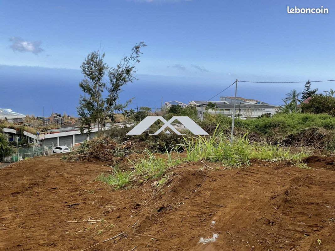 Terrain 588 m² · à Saint-Leu · 588 m² · 79 200 €