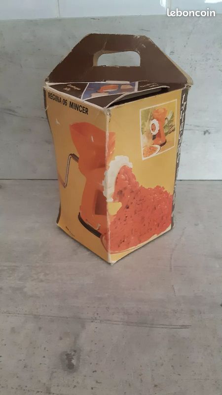 Ancien hachoir en boite regina 06 -Plastique Vert - Vintage (image 2)