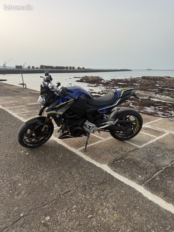 BMW f900r (image 2)
