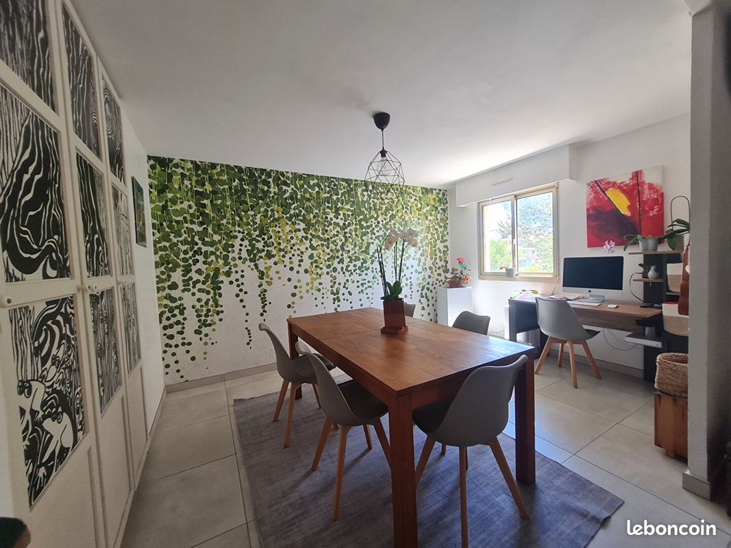 Appartement 4 pièces 135 m² · à Saint-Mandrier-sur-Mer · 135 m² · 349 600 €