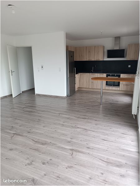 Appartement 4 pièces 83 m² · à Loos · 83 m² · 1 230 €/mois