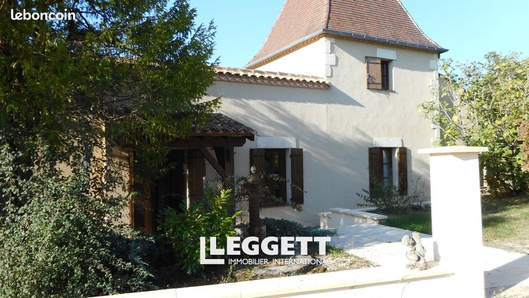 Maison 20 pièces 450 m²