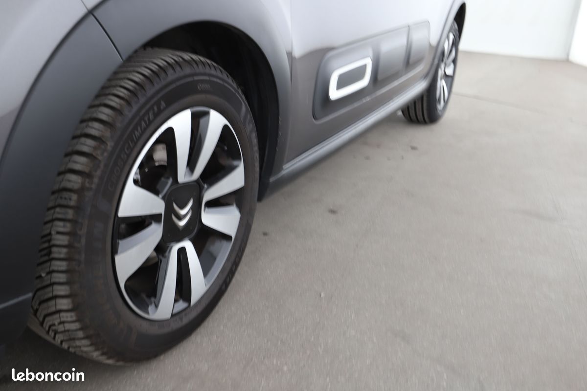 Citroen C3 1.2 PureTech Shine EAT6 110 ch (image 27)
