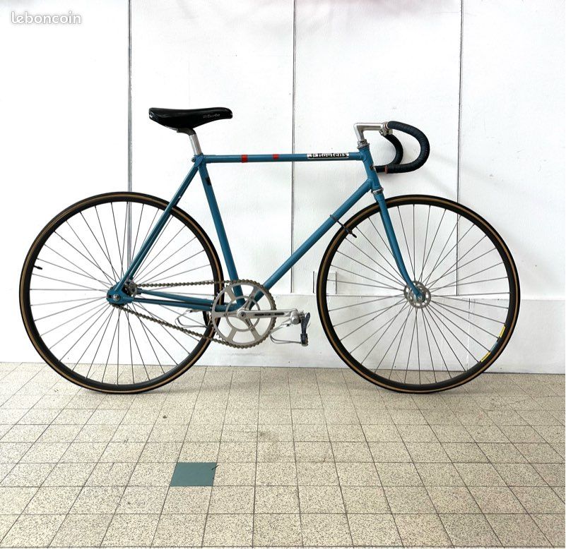 Vélo Ancien JO ROUTENS Grenoble - Randonneuse 650 Artisanal - Pour Pièces Ou Restauration
