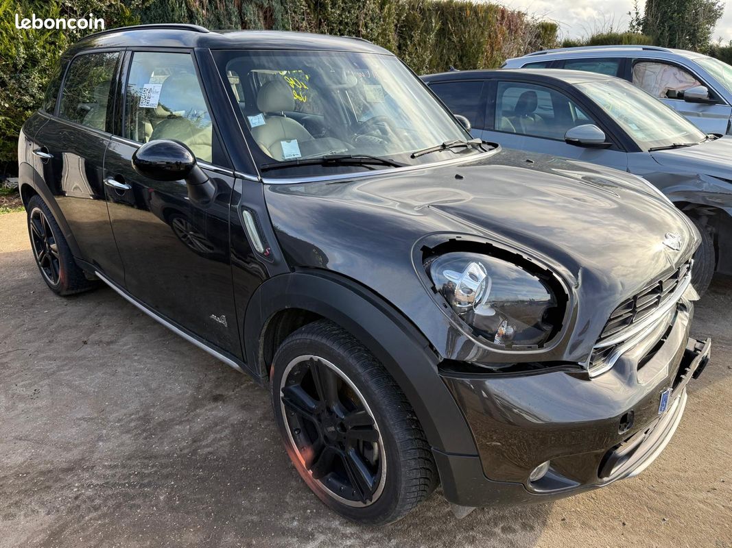 MINI COUNTRYMAN COOPER S 1.6I 190 ALL4 6/2015 103228km ACCIDENTE (image 2)