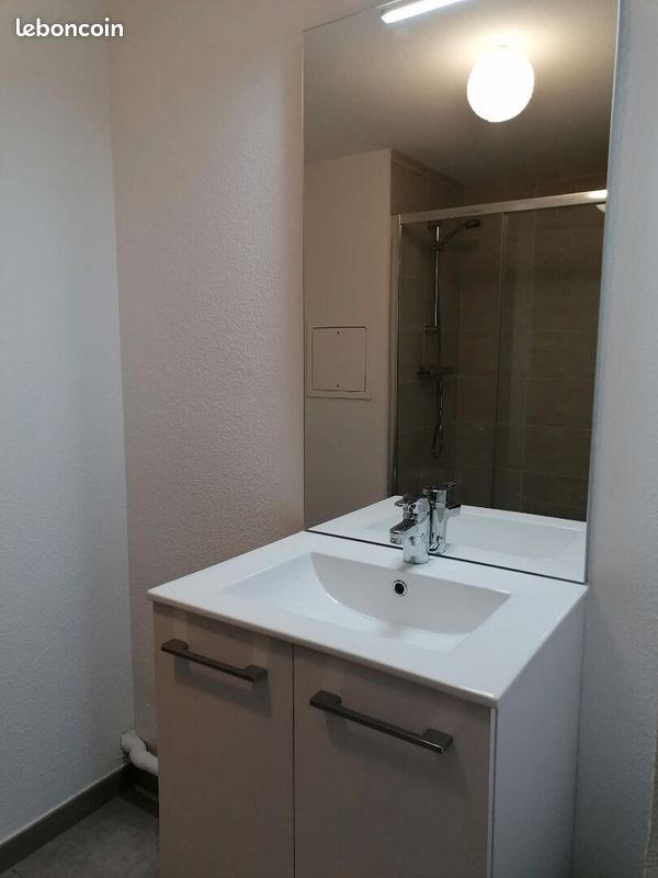 Studio 1 pièce 27 m² - Lormont 33310 (image principale 5)