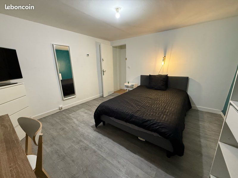 Colocation Roubaix – Grande chambre 15m² avec DOUCHE PRIVATIVE 🚿 (Tout inclus) (image 2)