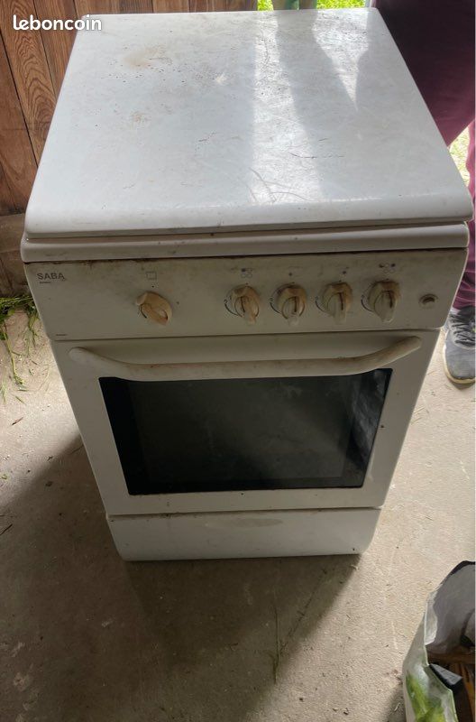 Cuisinière gaz en l’état (image 4)