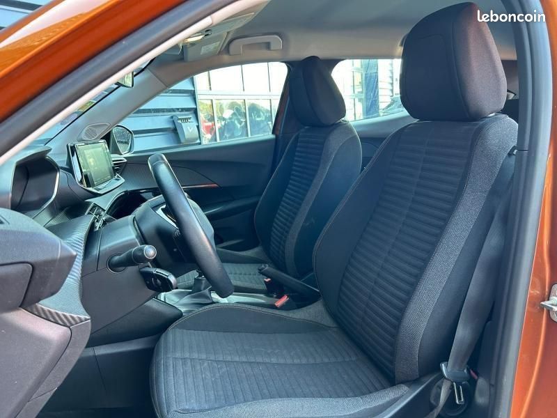 Peugeot 2008 1.2 PureTech 100ch S&S Active (image 7)