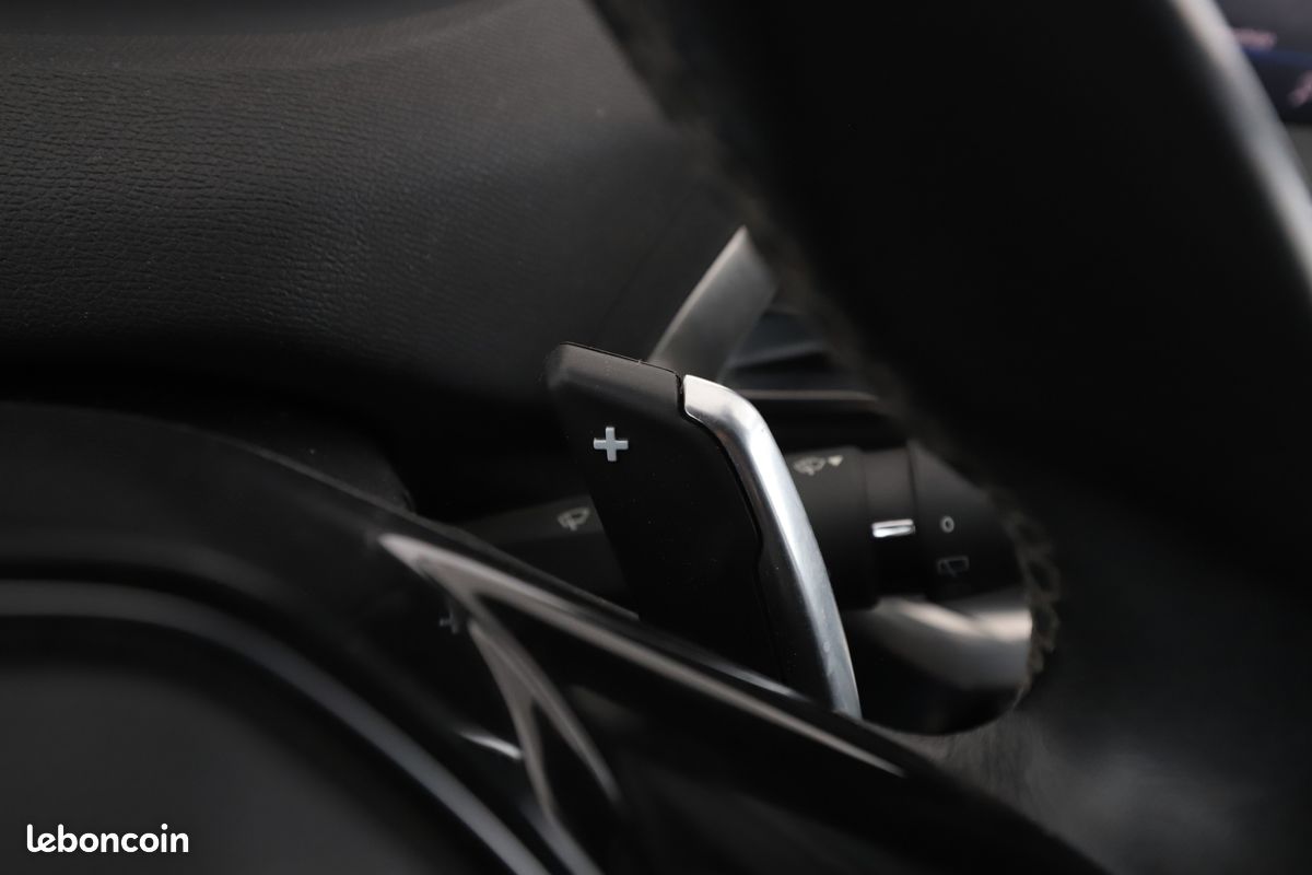 Peugeot 3008 1.2 PureTech Allure Business EAT8 130 ch (image 21)