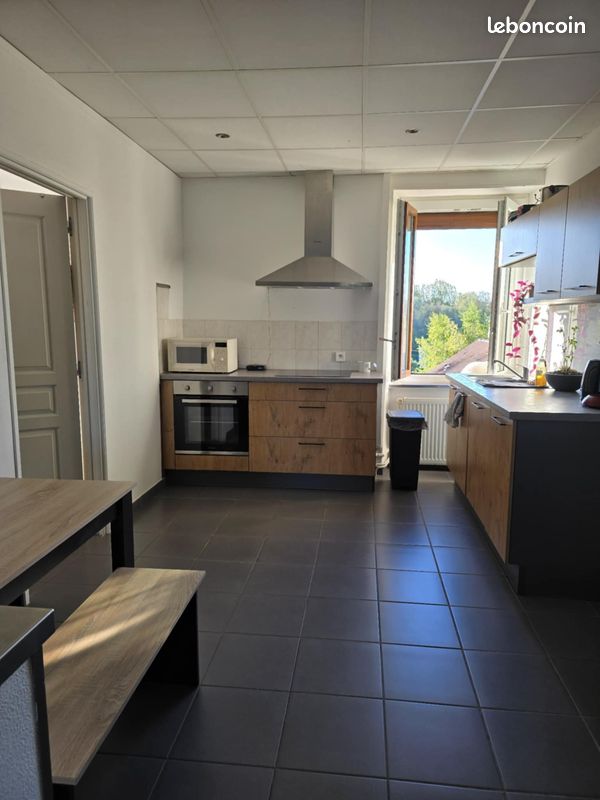 Appartement 3 pièces 67 m² · à Méziré · 67,4 m² · 820 €/mois