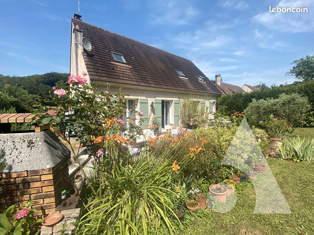Maison 8 pièces 151 m² · à Crépy-en-Valois · 151 m² · 336 000 €