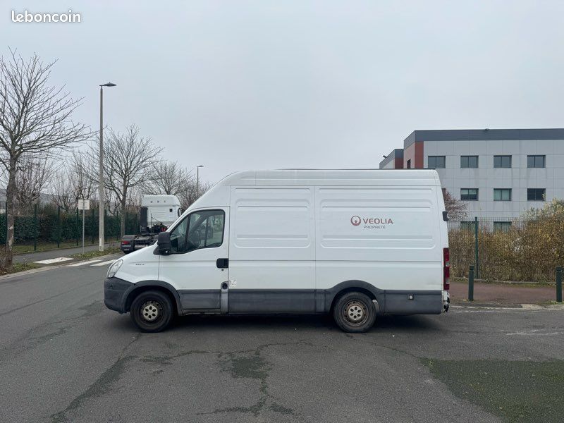 Iveco daily gnv 177 000 km (image 3)