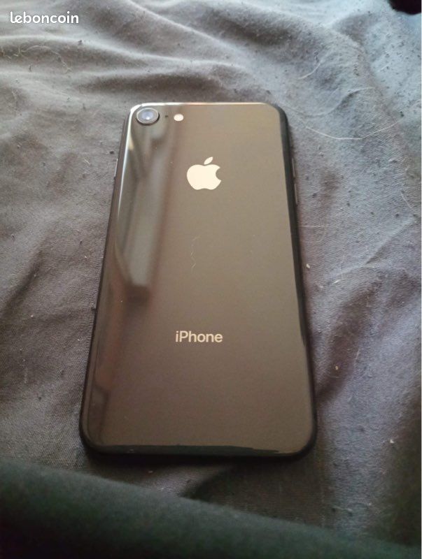 IPhone 8 (image 1)