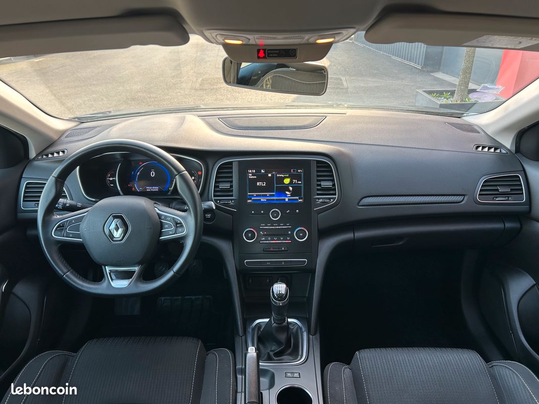 Renault Mégane IV BERLINE TCe 100 Energy Zen (image 4)