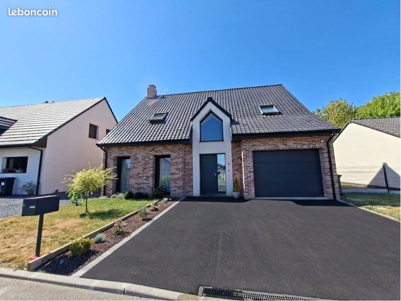 Maison 4 pièces 126 m² · à Vermelles · 126 m² · 330 000 €