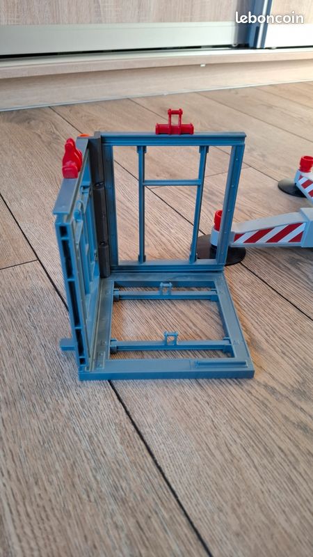 Playmobil city action - Grue télécommandée + engins de chantier (image 3)