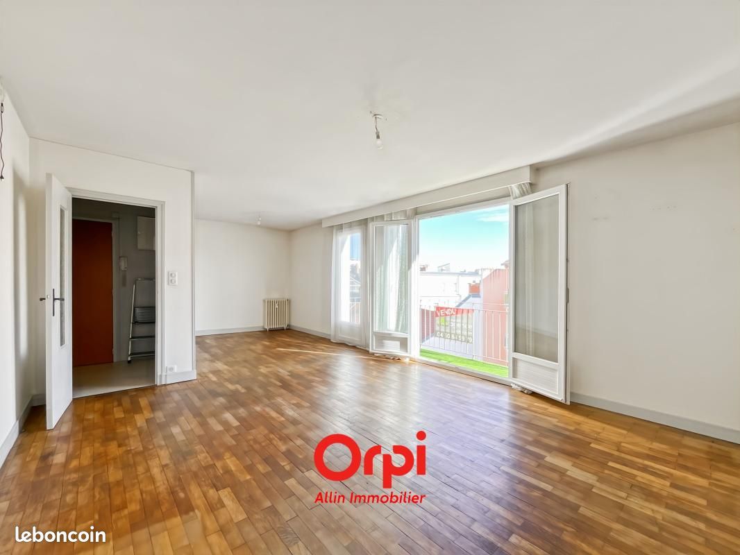 Appartement 4 pièces 86 m² · à Montluçon · 86 m² · 59 000 €