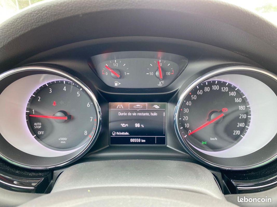 OPEL ASTRA 1.2i Turbo FAP - 145 - Elegance - Gps + Radar Avant et Arrière + Pack Hiver (image 9)