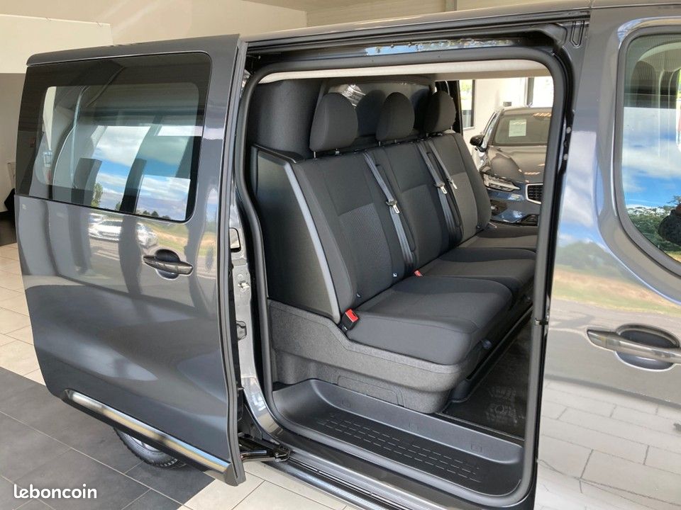 CITROEN Jumpy III VAN Ph.2 Cabine Approfondie M . 2.2 Diesel 180 Automatique 10 Km + Caméra de recul et Android Auto & Apple CarPlay 30 800 HT (image 4)