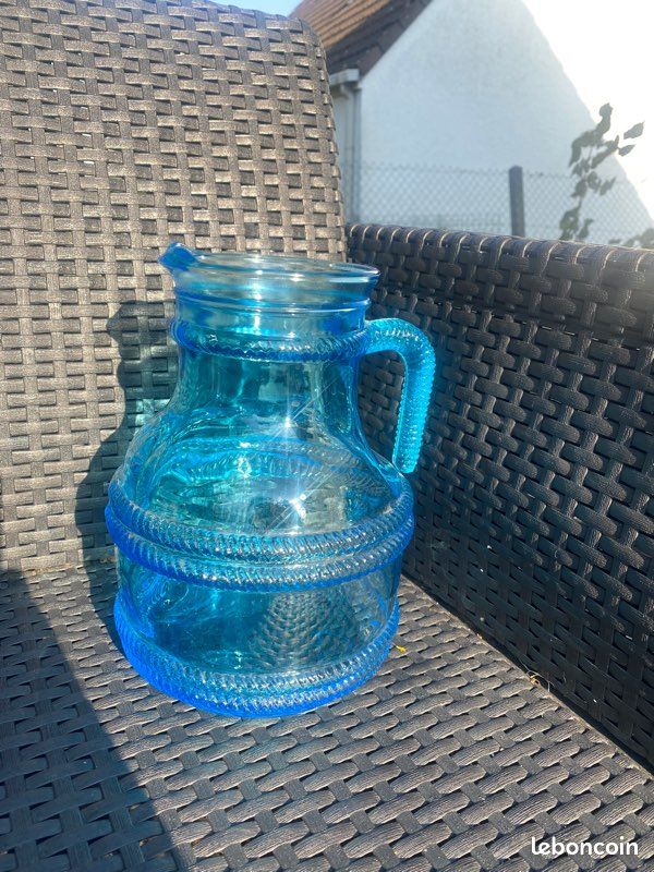 Carafe bleue (image 2)
