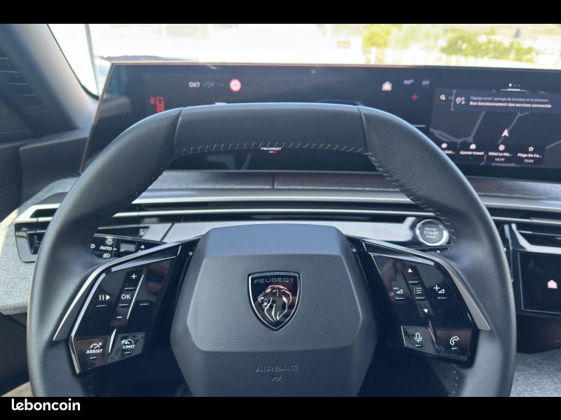 Peugeot 5008 Hybrid 136 e-DCS6 Allure (image 14)