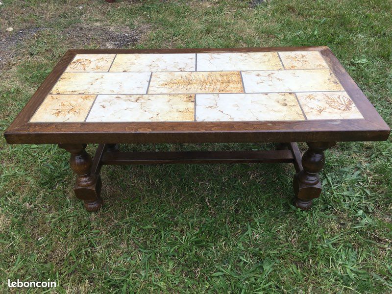Table basse carrelée (image 1)