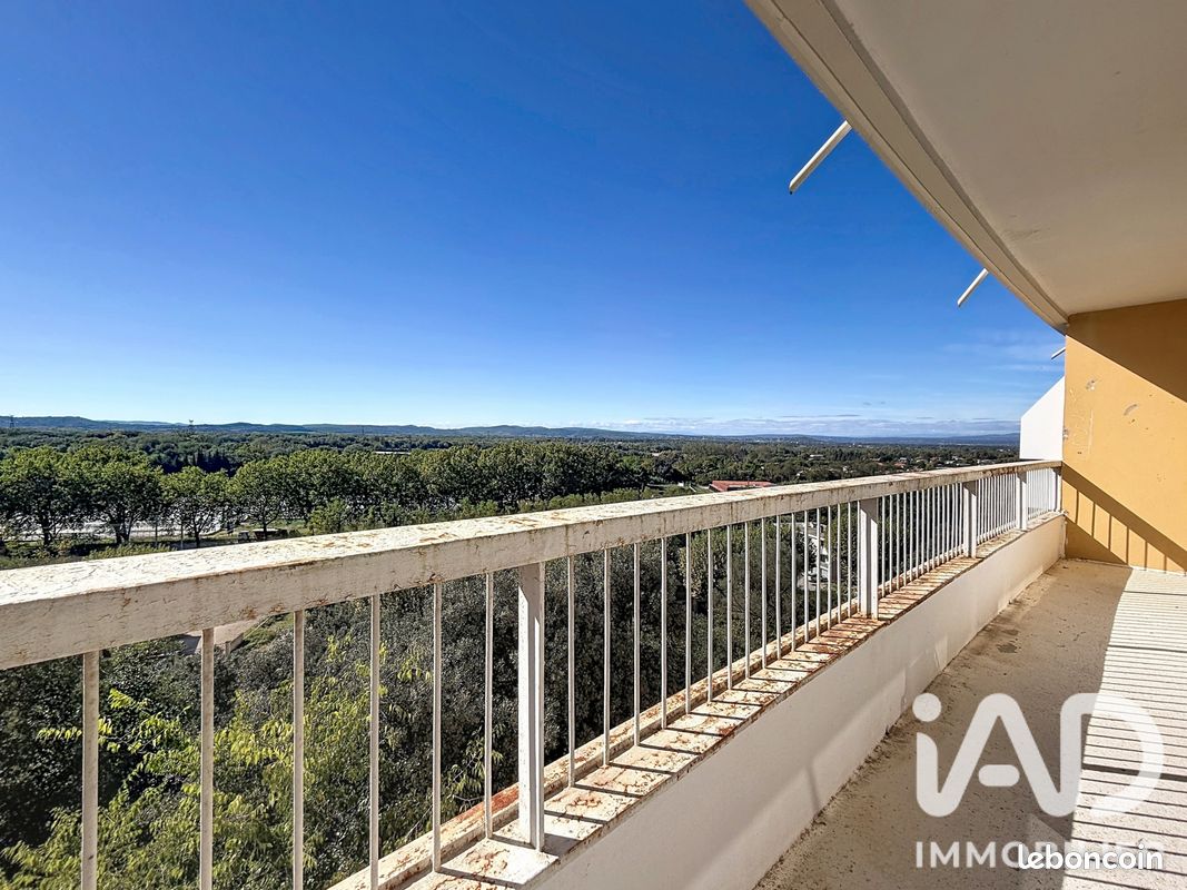 Appartement 4 pièces 89 m² · à Mondragon · 89 m² · 99 000 €