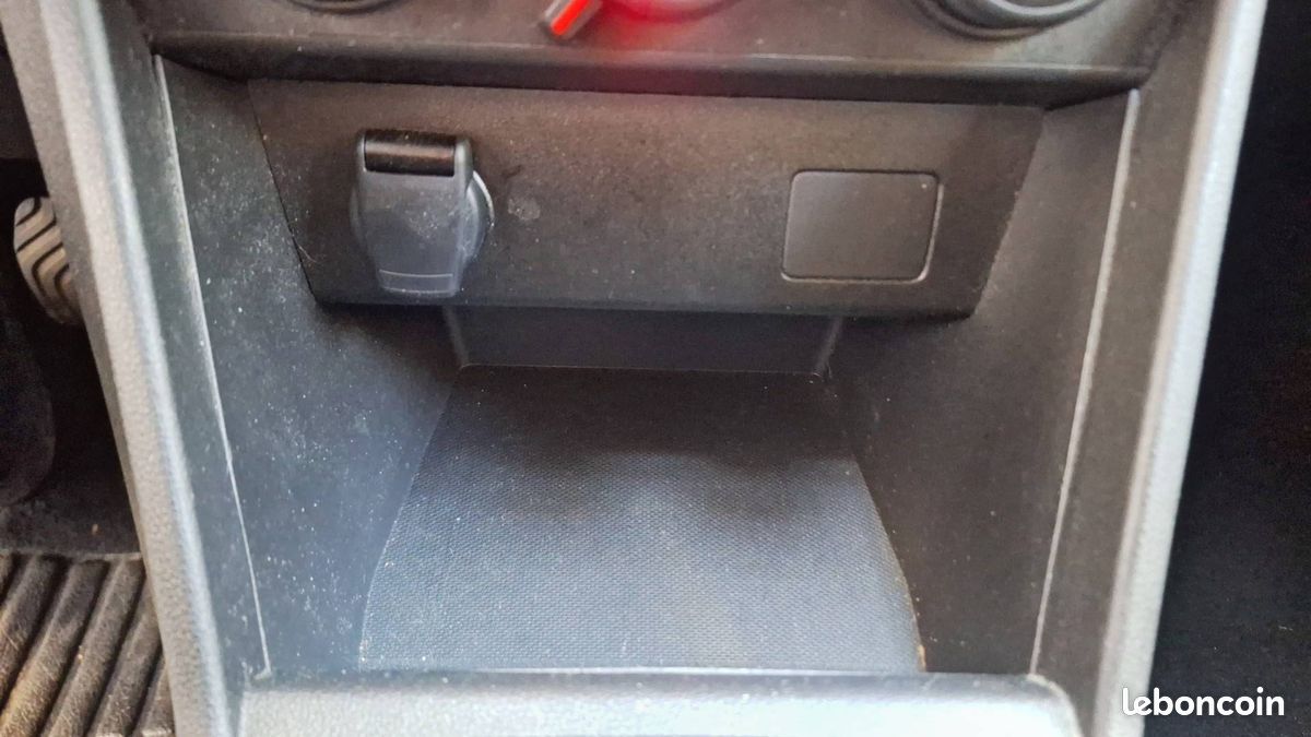 Dacia sandero tce 90 expression (image 29)