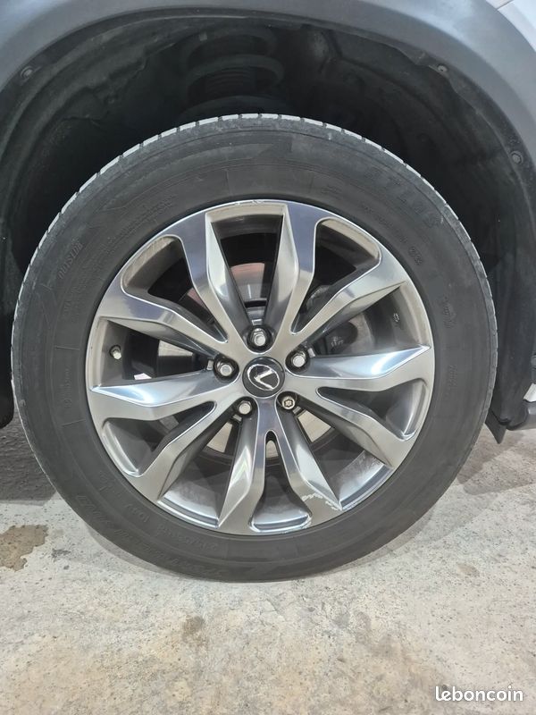 LEXUS NX 2.5 Hybrid 197ch F SPORT - 2016 - 95 000 km - CarPlay - Toit panoramique - Jantes alliage (image 24)