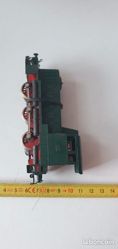 Locomotive rivarossi ancienne 3 axes ho 2 rails metal vintage verte roue tournante (image 1)