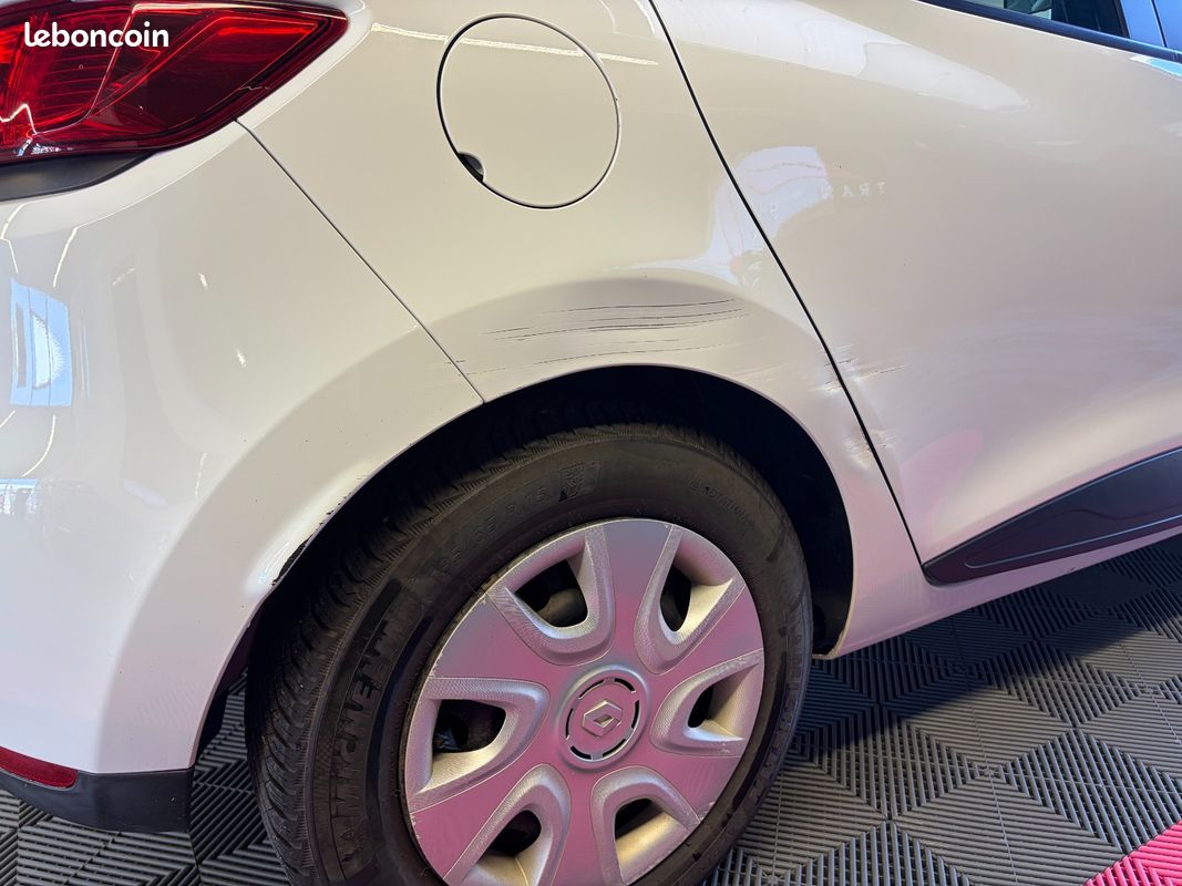 RENAULT CLIO IV SOCIETE 1.5 dCi 75 CV ENERGY + CLIMATISATION + BLUETOOTH + RÉGULATEUR ET LIMITEUR DE VITESSE (image 30)
