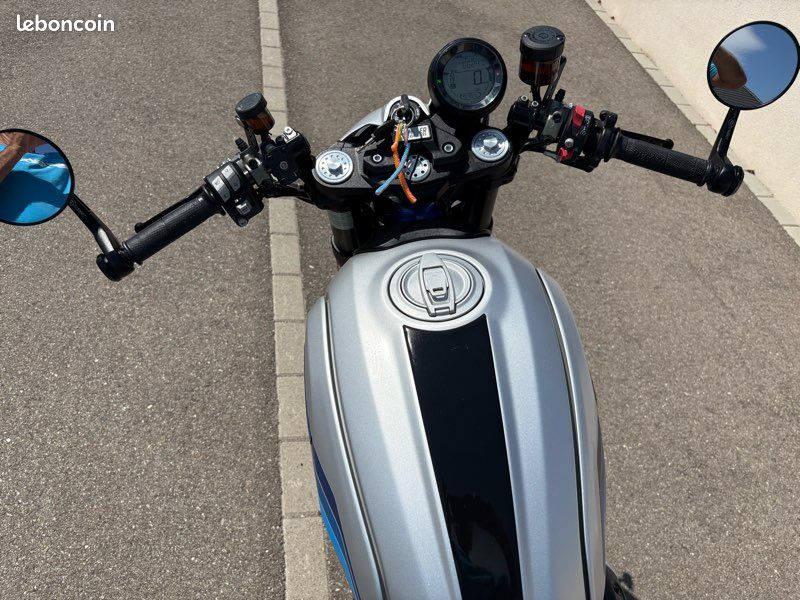 Moto Ducati Scrambler Cafe Racer 2019 (image 3)