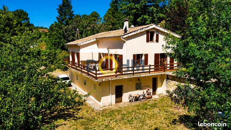 Maison 7 pièces 152 m²