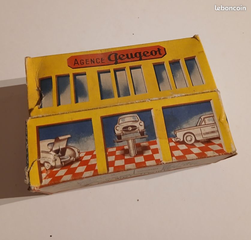 AUTOMINIATURE (CLÉ) PEUGEOT 403 Commerciale Pupier boite 1/43