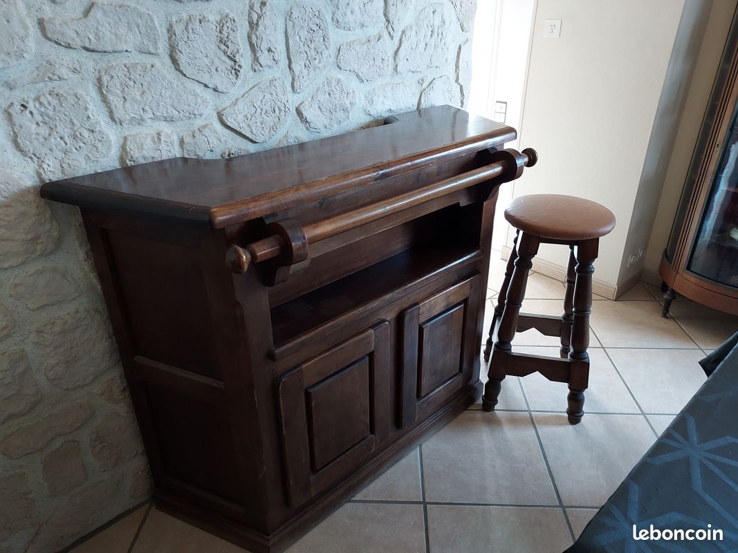 Meuble bar (image 1)