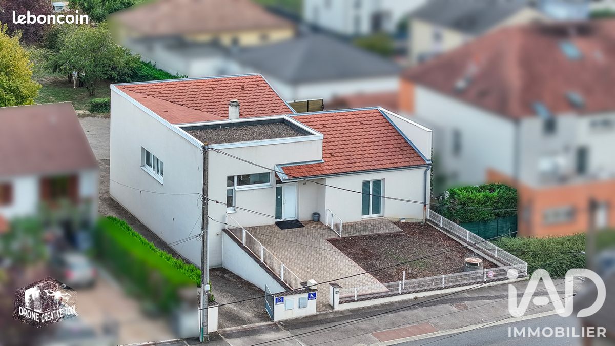 Maison 7 pièces 143 m² · à Marange-Silvange · 143 m² · 480 000 €