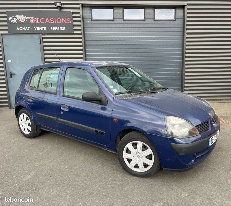 Renault clio 2 ( phase 2 ) 1.2 i 75 ch (image 3)