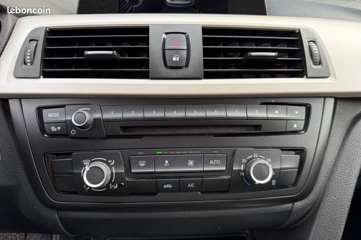 BMW SERIE 3 316d 116ch LOUNGE / GARANTIE / FULL ENTRETIEN BMW / 4 PNEUS OK / CHAINE DE DISTRI OK / EMBRAYAGE OK (image 27)