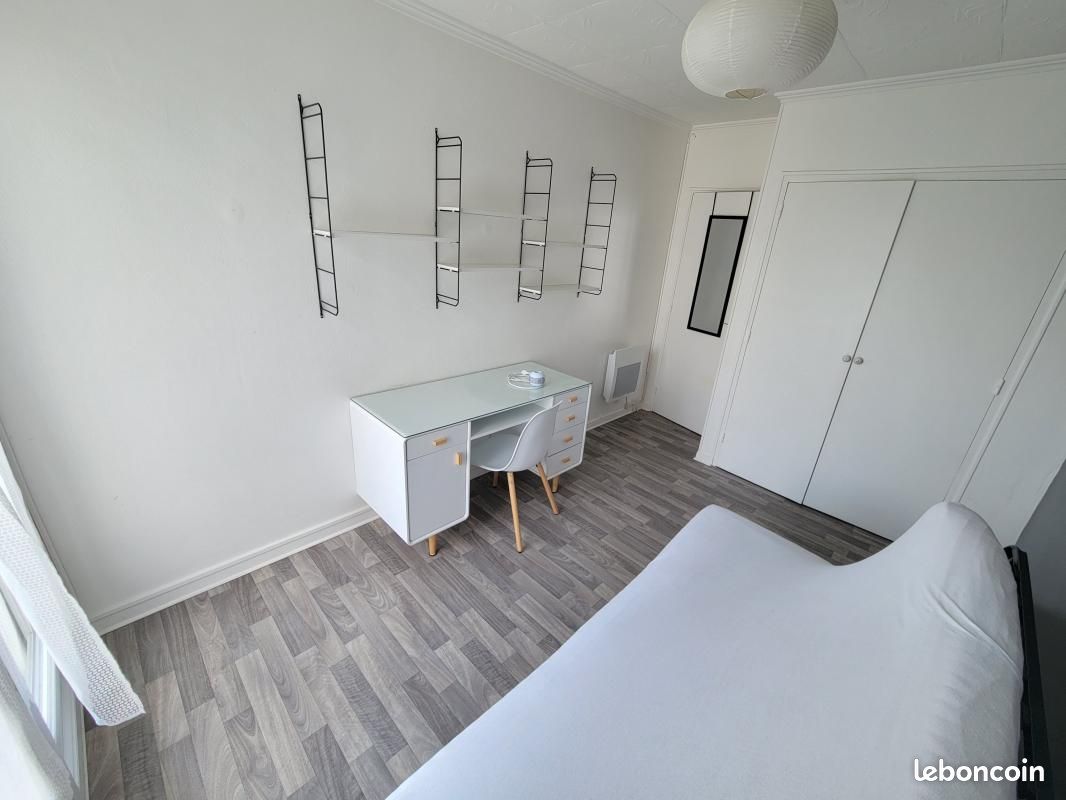 Appartement a louer pessac - 5 pièce(s) - 86 m2 - Surfyn