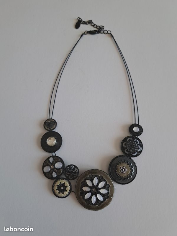Collier métal noir 🌻 (image 1)