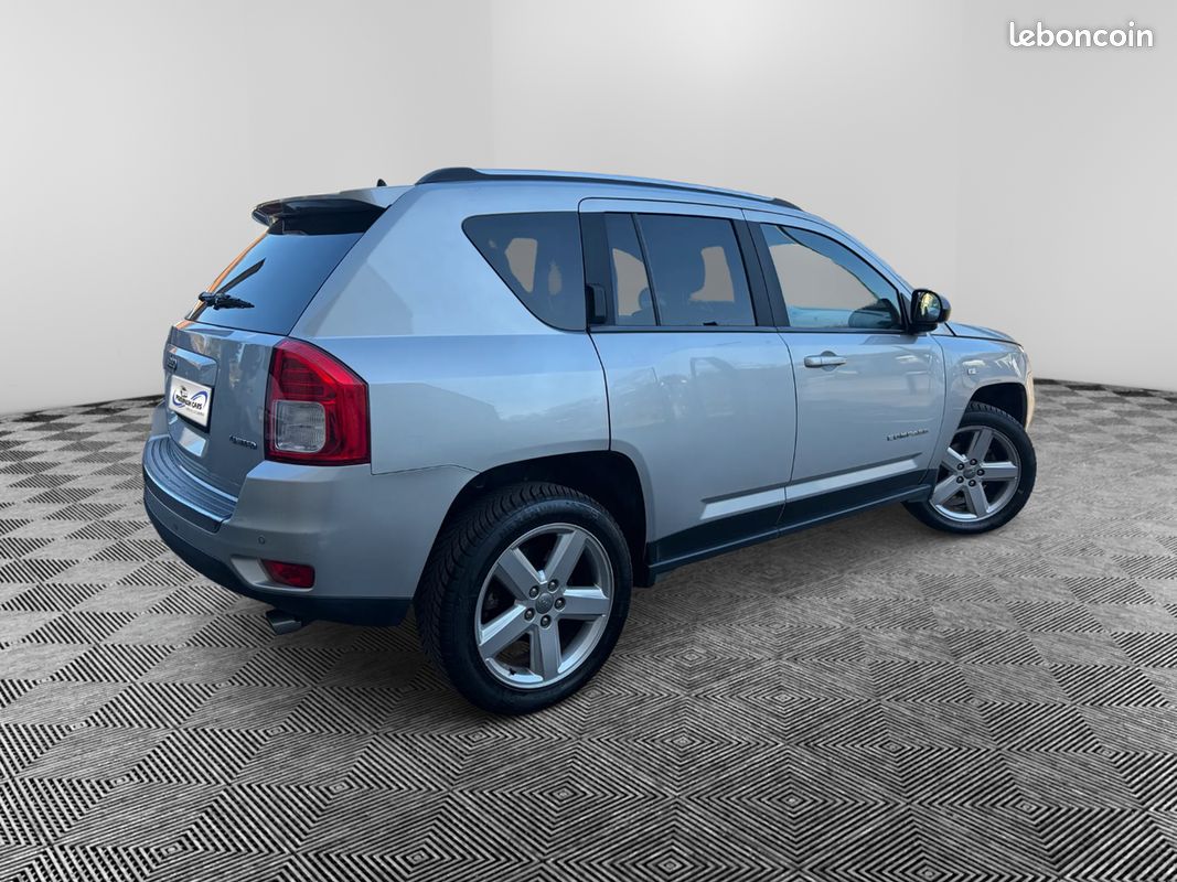 Jeep Compass Jeep Compass 2.2 CRD 163 FAP Limited 4x4 *CARPLAY* VO911 (image 2)