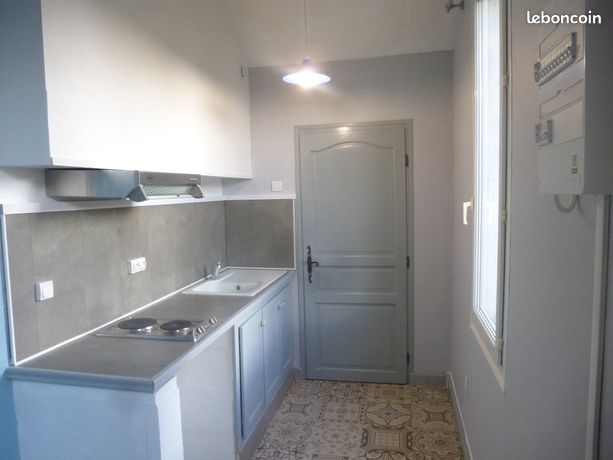 BORDEAUX T2 rénové 32M2 quartier EURATLANTIQUE