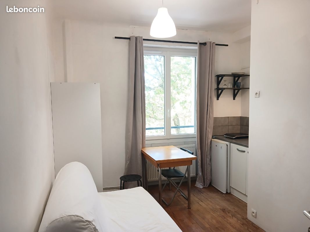 Appartement 1 pièce 11 m² · à Lorient · 11 m² · 400 €/mois