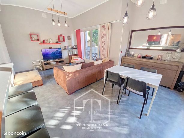 Appartement 4 pièces 77 m² — 8